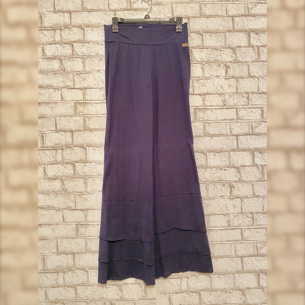 Matilda Jane Finn Navy Ruffle Pants Size Medium